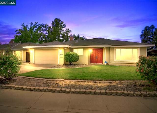 Property at 4989 Creek View Way, Sacramento, CA 95841, 3 beds, 2 baths
