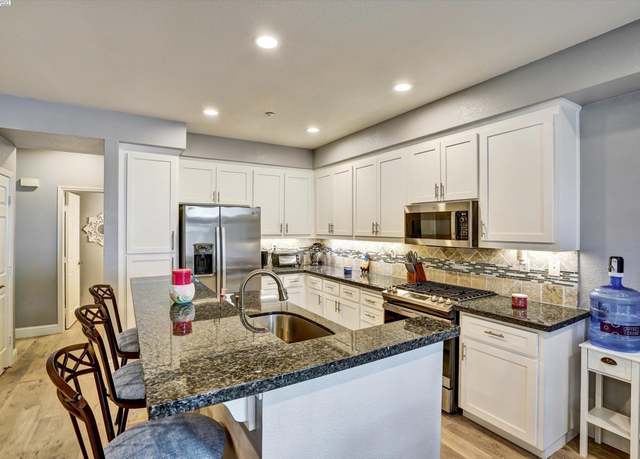 Property at 211 Wildrose Cmn #3, Livermore, CA 94551, 2 beds, 2.5 baths