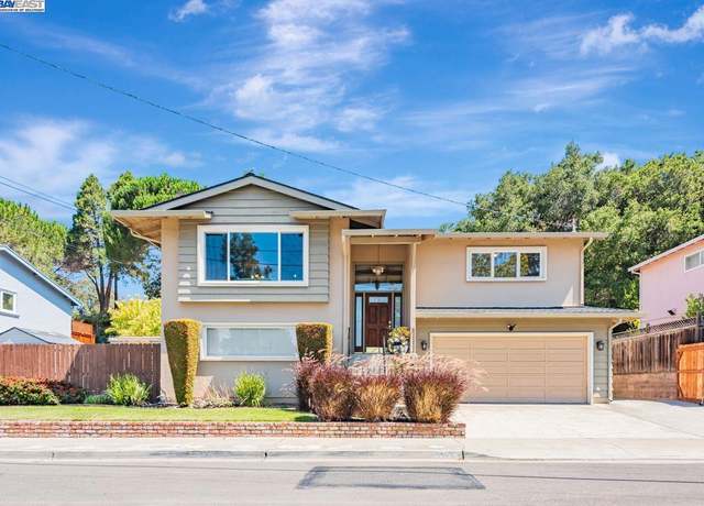 Property at 32072 Chicoine Ave, Hayward, CA 94544, 4 beds, 3 baths