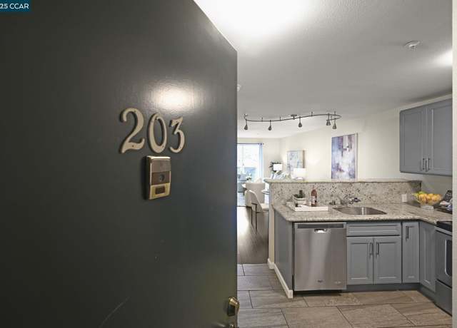 Property at 2901 Macarthur Blvd #203, Oakland, CA 94602, 2 beds, 1 bath