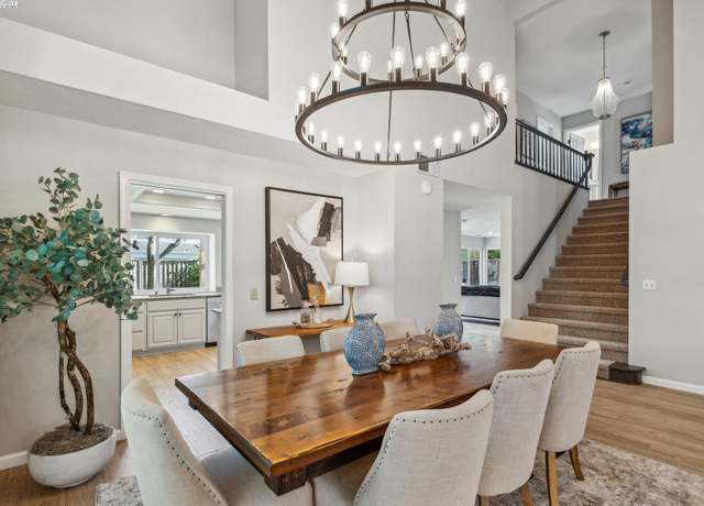 Property at 112 Shannon Cir, Alameda, CA 94502, 4 beds, 2.5 baths