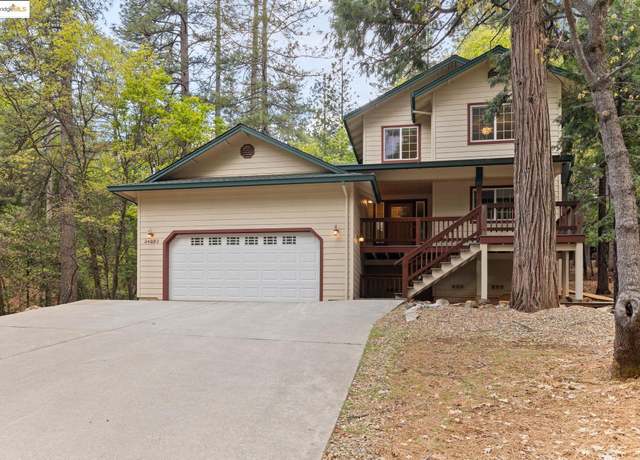 Property at 24092 Broken Bit Rd, Sonora, CA 95370, 3 beds, 2.5 baths