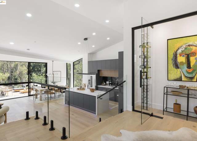 Property at 7270 Woodrow Dr, Oakland, CA 94611, 4 beds, 3.5 baths