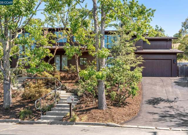 Property at 127 Devin Dr, Moraga, CA 94556, 6 beds, 4.5 baths