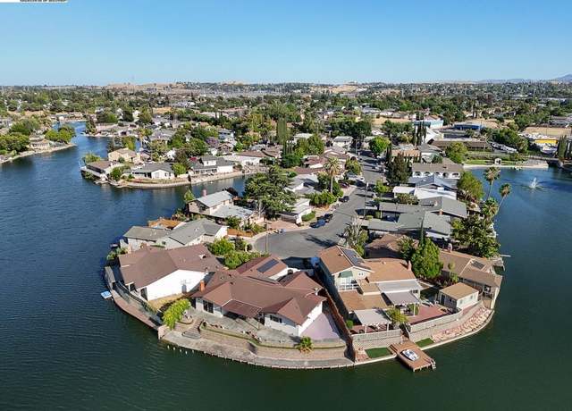 Property at 11 Alhambra Ct, Antioch, CA 94509, 3 beds, 3 baths