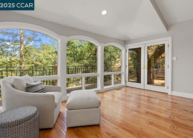 Property at 3949 Canyon Rd, Lafayette, CA 94549, 5 beds, 5.5 baths