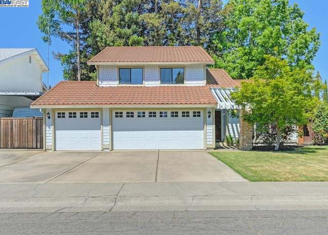 Property at 35 Pebble River Cir, Sacramento, CA 95831, 3 beds, 2.5 baths