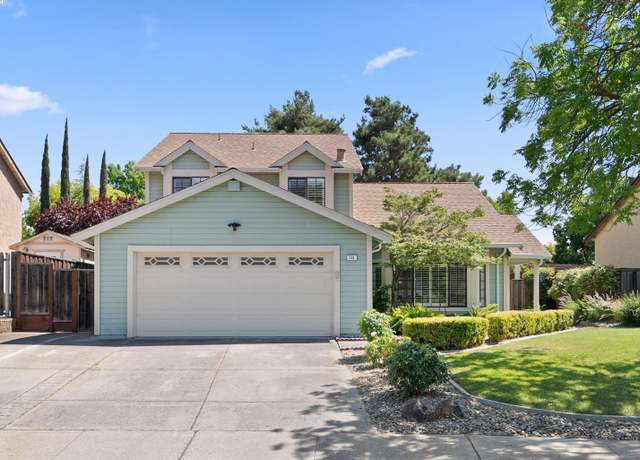 Property at 721 Woodmeadow Pl, Oakley, CA 94561, 4 beds, 3 baths