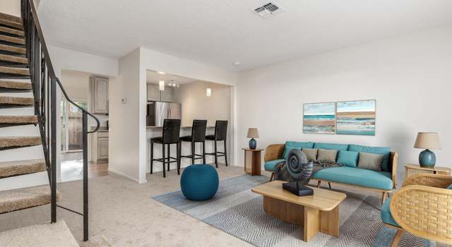 Photo of 490 Edgewood Dr #22, Vacaville, CA 95688