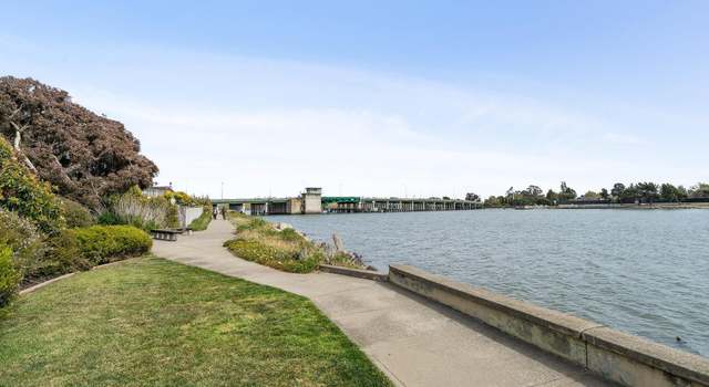 Photo of 345 Driftwood Ln, Alameda, CA 94501