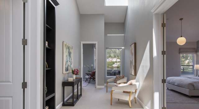 Photo of 205 Sheridan Rd, Oakland, CA 94618