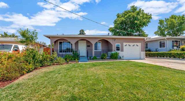 Photo of 15 Seeno St, Pittsburg, CA 94565