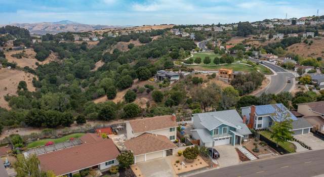 Photo of 3608 La Mesa Dr, Hayward, CA 94542