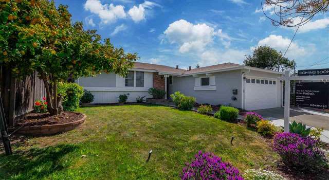 Photo of 31333 Oakhill Way, Hayward, CA 94544