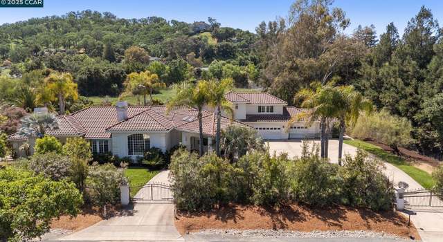 Property at 195 Pine Creek Rd, Walnut Creek, CA 94598, 4 beds, 3.5 baths