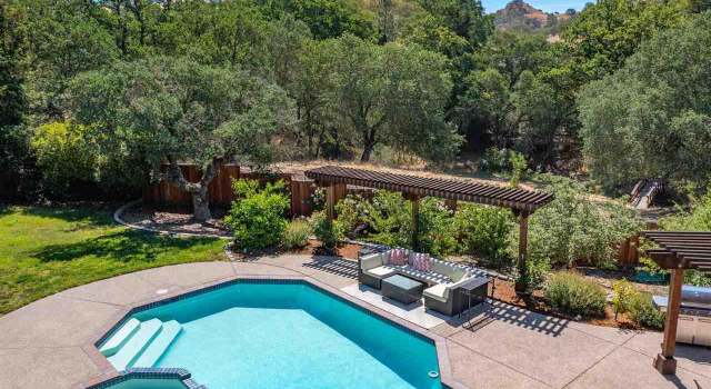 Photo of 1889 Burl Hollow Ct, Walnut Creek, CA 94596