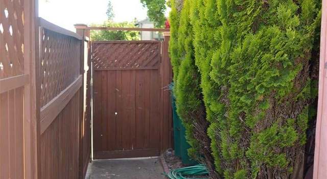 Photo of 2450 Rampart St, Oakland, CA 94602