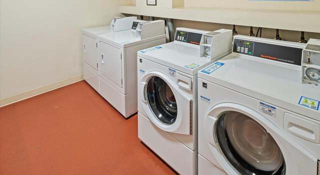 Photo of 2005 Pleasant Valley Ave #211, Oakland, CA 94611