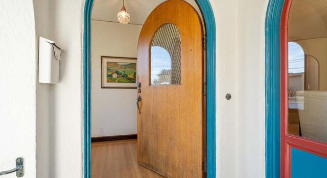Photo of 6422 Mystic St, Oakland, CA 94618