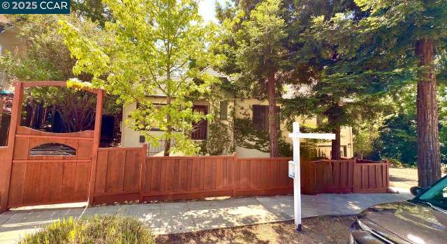 Photo of 900 Brown St, Martinez, CA 94553
