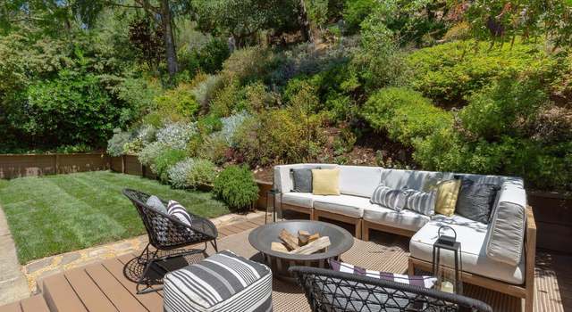 Property at 2072 Arrowhead Dr, Oakland, CA 94611, 3 beds, 2.5 baths