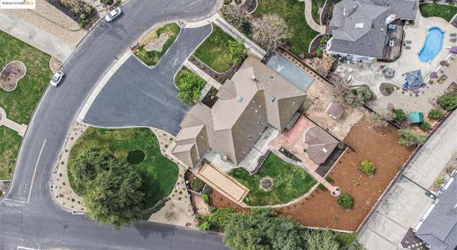 Photo of 10 Madeira Ct, Oakley, CA 94561