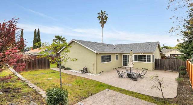 Photo of 2921 Calais Dr, San Ramon, CA 94583