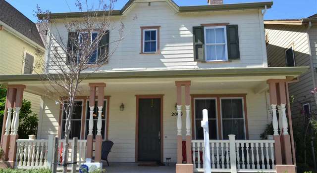 Photo of 2009 Drake Ln, Hercules, CA 94547