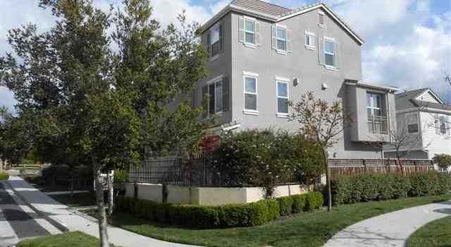Photo of 4267 Somerset Ln, Dublin, CA 94568