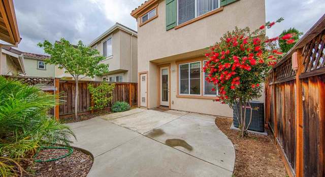 Photo of 7463 Starward Dr, Dublin, CA 94568