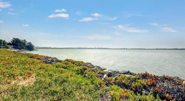 Photo of 2 Admiral Dr #280, Emeryville, CA 94608