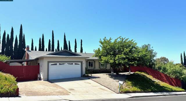Photo of 2139 Chestnut Dr, Pittsburg, CA 94565