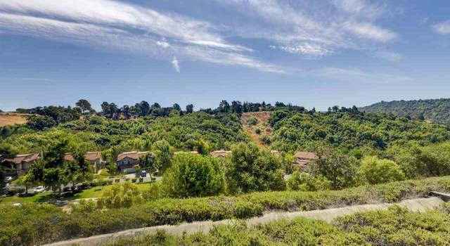 Photo of 6545 Ridgewood Dr, Castro Valley, CA 94552
