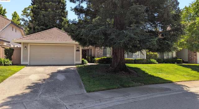 Photo of 11386 New England Pl, Gold River, CA 95670