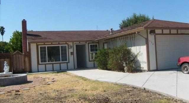 Photo of 194 Trident Dr, Pittsburg, CA 94565