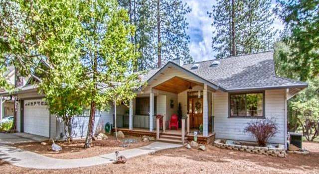 Photo of 20838 Knollcrest Ct, Groveland, CA 95321