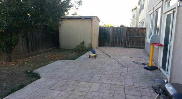 Photo of 372 Foxglove St, Pittsburg, CA 94565