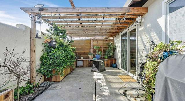 Photo of 194 E Grant Line Rd, Tracy, CA 95376