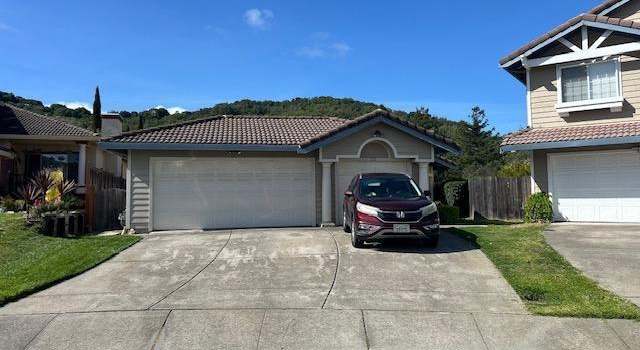 Photo of 112 Woodstock Ct, Richmond, CA 94803