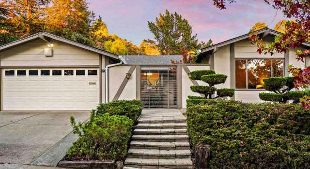 Photo of 7970 Surrey Ln, Oakland, CA 94605