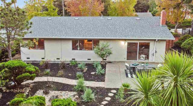 Photo of 7970 Surrey Ln, Oakland, CA 94605