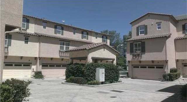 Photo of 1 Oak Treat Ct, Walnut Creek, CA 94597