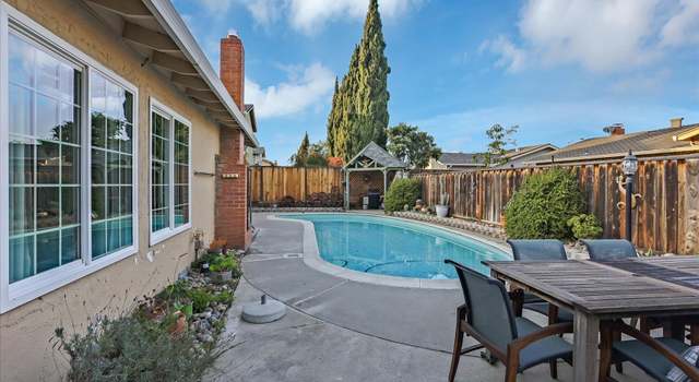 Photo of 35132 Buckingham Ct, Newark, CA 94560