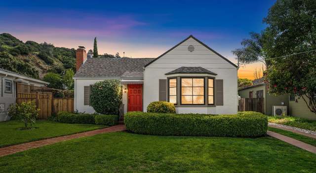 Photo of 8 Danbury St, Oakland, CA 94605