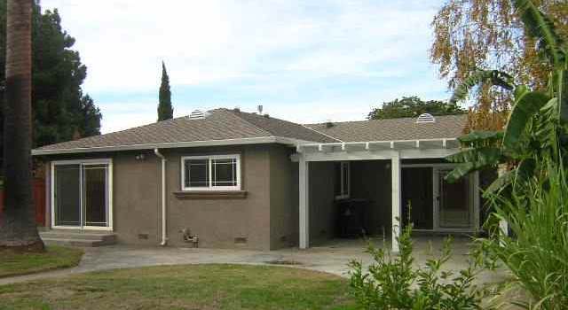 Photo of 33799 Remington Dr, Union City, CA 94587