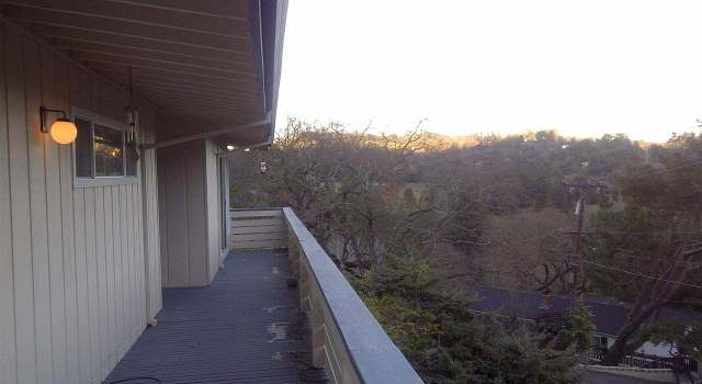 Photo of 44 Claremont Dr, Orinda, CA 94563