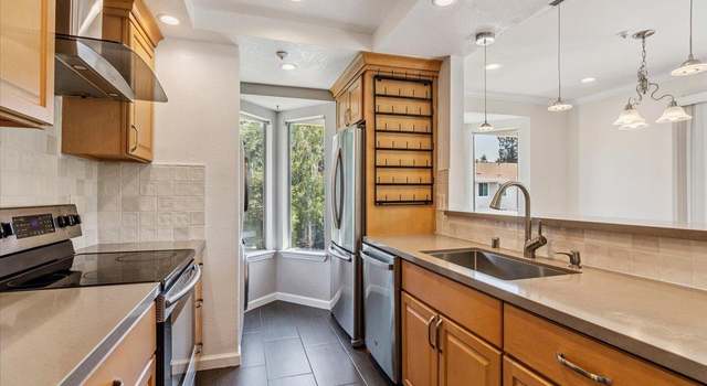 Photo of 2607 Oak Rd Unit F, Walnut Creek, CA 94597