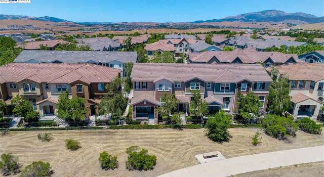 Photo of 6337 Byron Ln, San Ramon, CA 94582