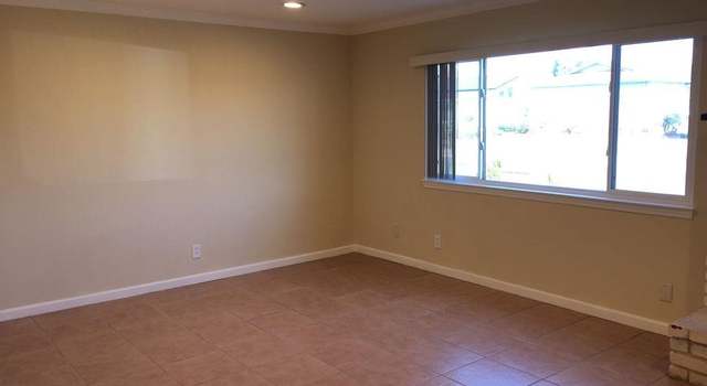 Photo of 42947 Applewood St, Fremont, CA 94538