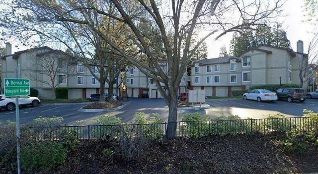 Photo of 3452 Smoketree Commons Dr, Pleasanton, CA 94566